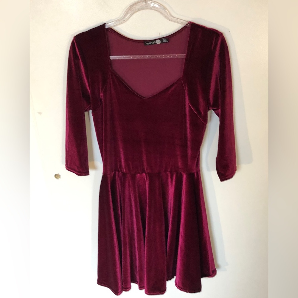 Boohoo night stretchy velvety dress